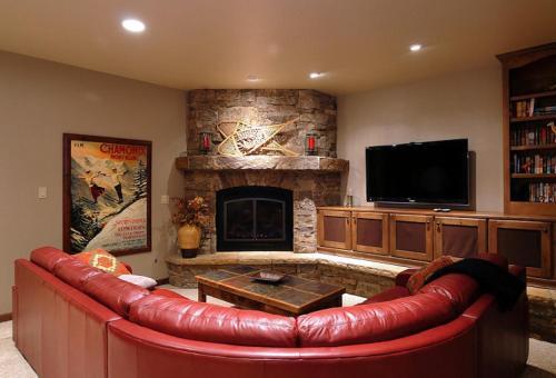 Rustic Timber Lodge