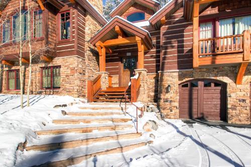 Rustic Timber Lodge