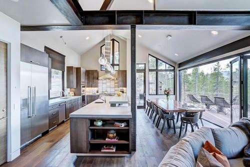 Vickery's Vantage Home
