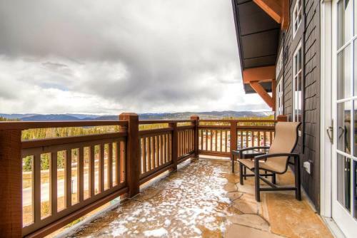 One Ski Hill Place