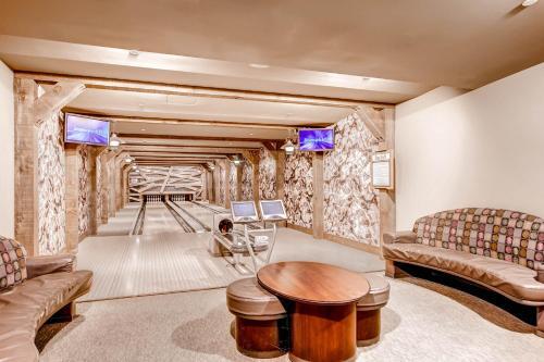 One Ski Hill Place