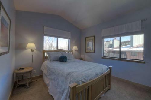 Sawmill Creek Village