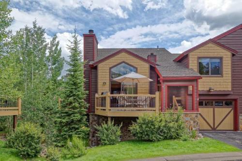 Sawmill Creek Village
