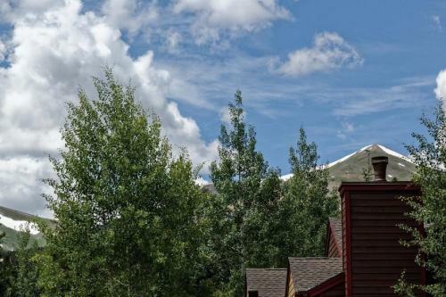 Sawmill Creek Village