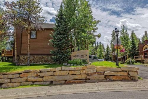 Sawmill Creek Village