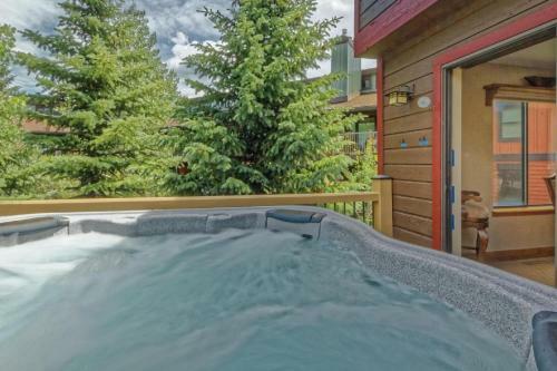 Sawmill Creek Village