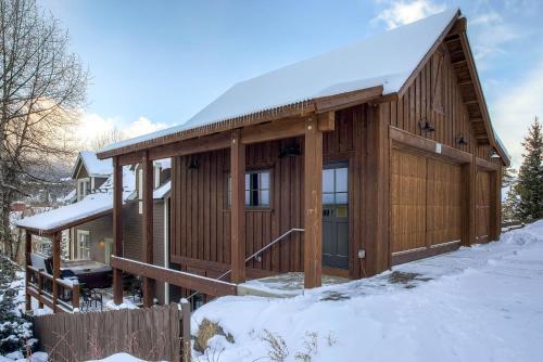 Great Raven Chalet