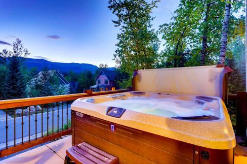 Great Raven Chalet
