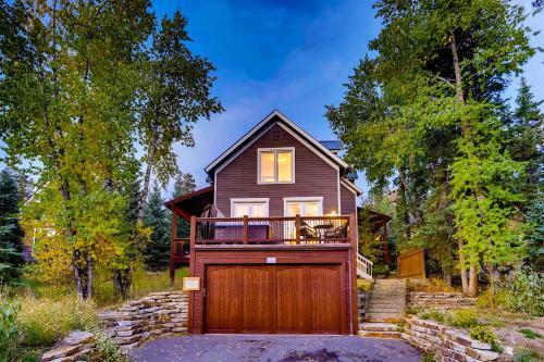 Great Raven Chalet