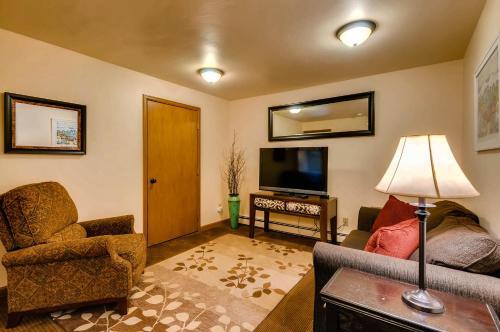 Great Raven Chalet