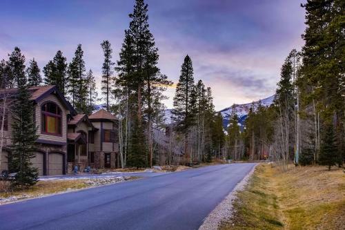 Bystone Villa Retreat