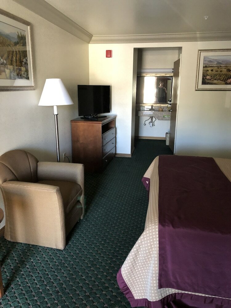 Hotel Cloverdale Wine Country Inn & Suites