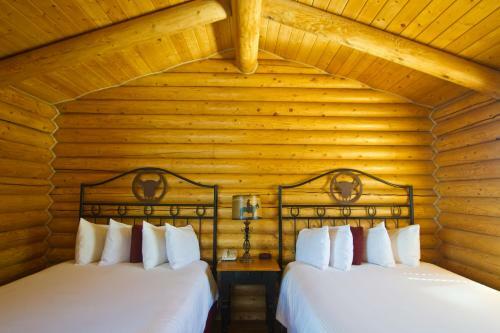 Hotel Cody Cowboy Village