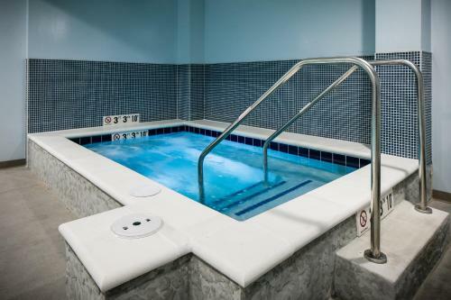 Hotel Staybridge Suites Des Moines Downtown