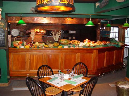 Posada Harraseeket Inn
