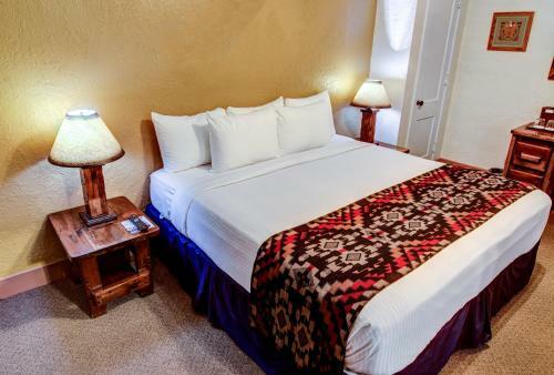 El Rancho Hotel