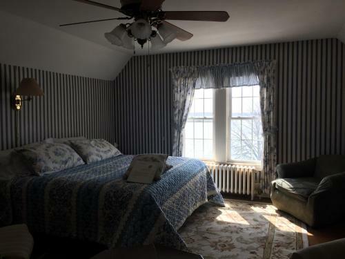 Posada Harborview Inn