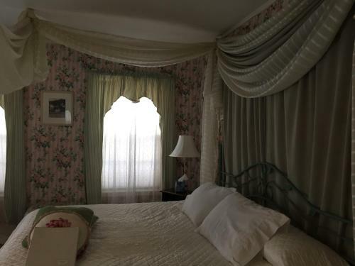Posada Harborview Inn