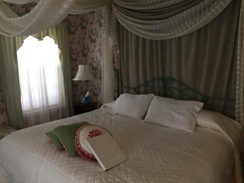 Posada Harborview Inn