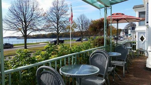 Posada Harborview Inn