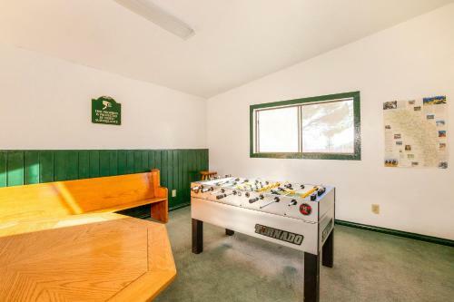 Oyo Kern Lodge, Kernville