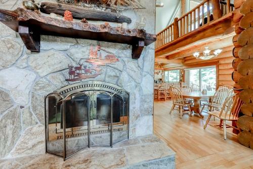 Regatta Chalet