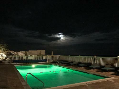 Hotel Ocean Surf Resort