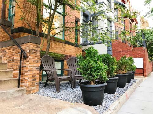 Highroad Hostel Dc