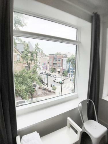 Highroad Hostel Dc
