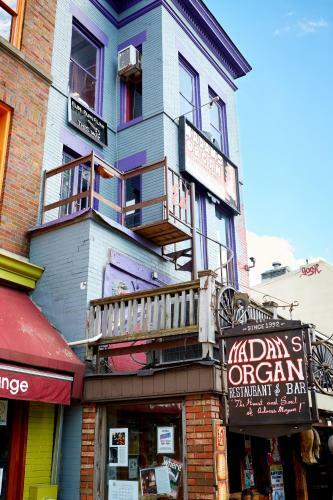 Highroad Hostel Dc