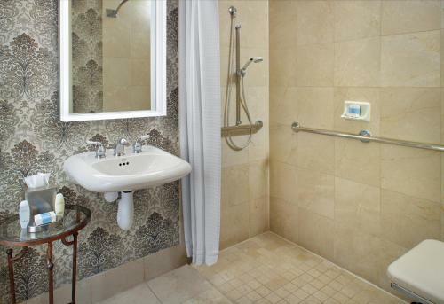 Omni Shoreham Hotel