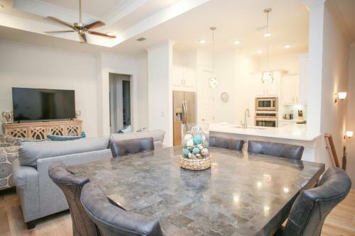 Prominence On 30a By Panhandle Getaways