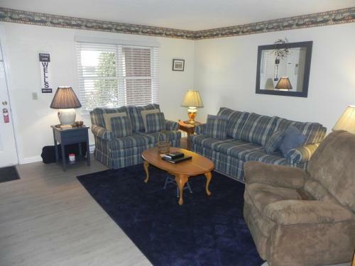 Aparthotel Elmwood Resort Hotel