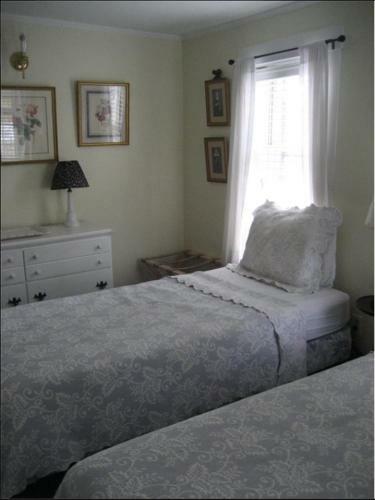 Bed & Breakfast The 1720 House