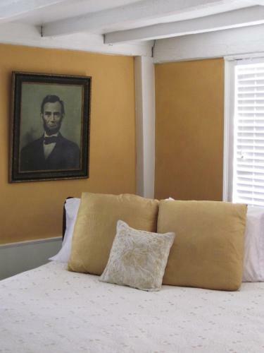 Bed & Breakfast The 1720 House