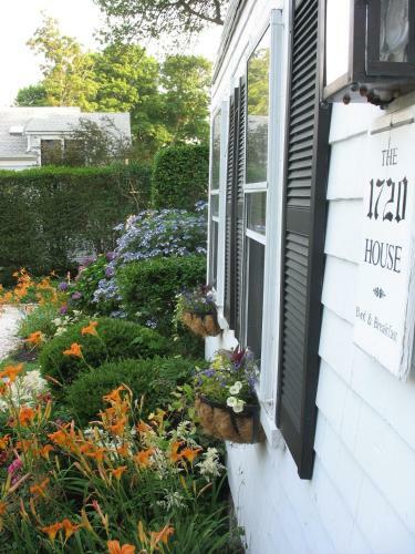 Bed & Breakfast The 1720 House