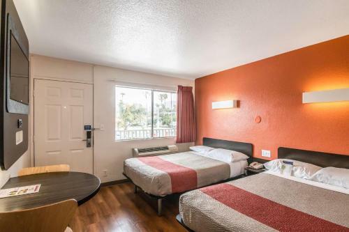 Hotel Motel 6 Ventura Beach