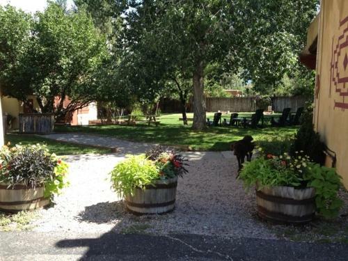 Motel El Pueblo Lodge