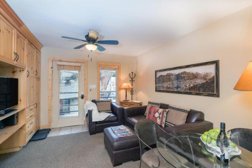 Viking Lodge 212