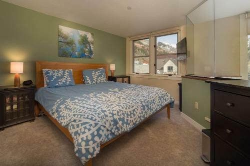 Mountain View Penthouse
