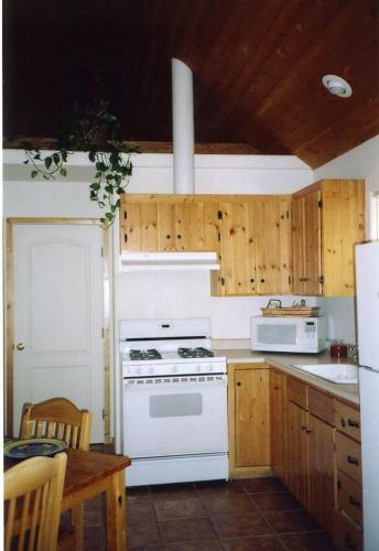 Sequoia Riverfront Cabins