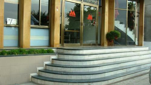 Madhuvan Hotel