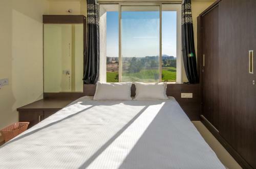 Stayeden Service Apartment Rau - 2bhk