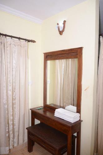 Hotel Vanasthali Cottages