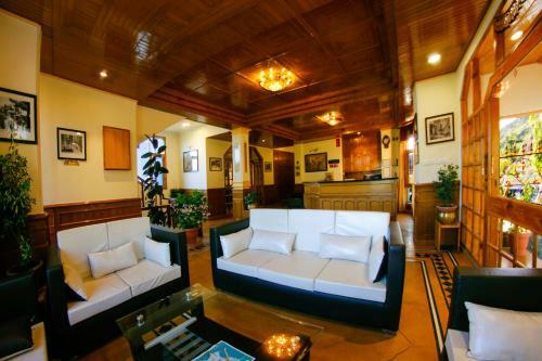 Hotel Oyo 5490 Golf Links Resort
