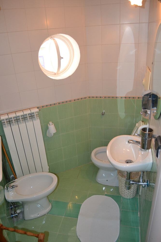 Hostal Tuanis