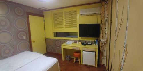 Motel Mobel House Mini Hotel