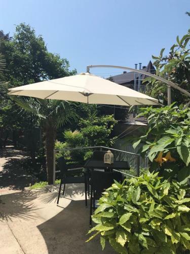 Hostal Guest House Iris