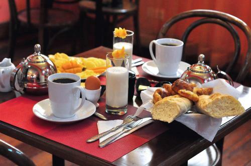 Rova Hotel