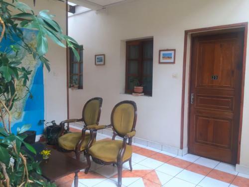 Hotel Tana-jacaranda